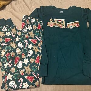 New Gymboree Festive Train Pajama Set - Green and Multicolor size 10